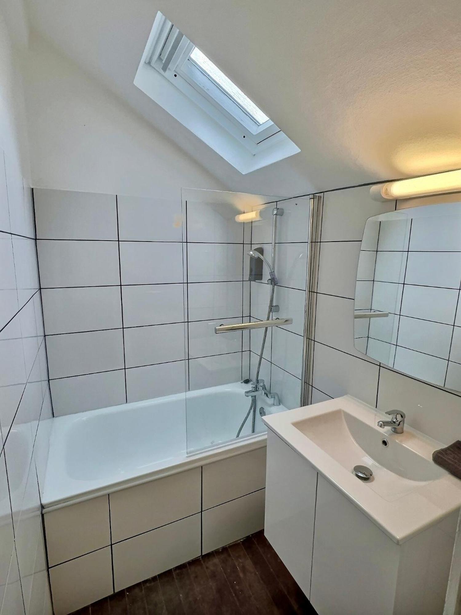Wonderhost, Spacieux Et Atypique En Coeur De Ville Pau Buitenkant foto